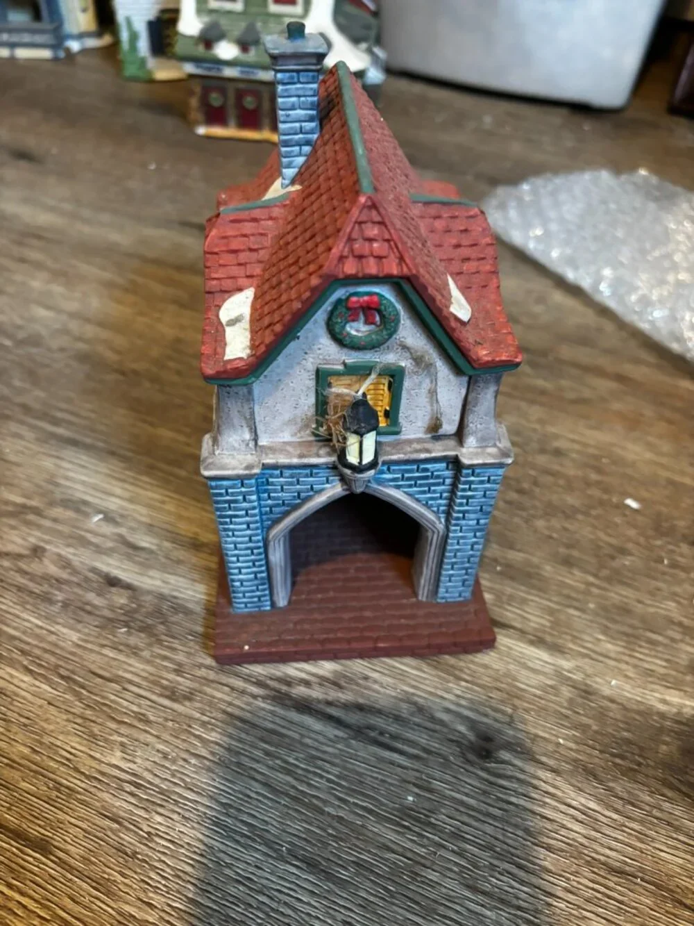 Department 56 Christmas village The Gate House